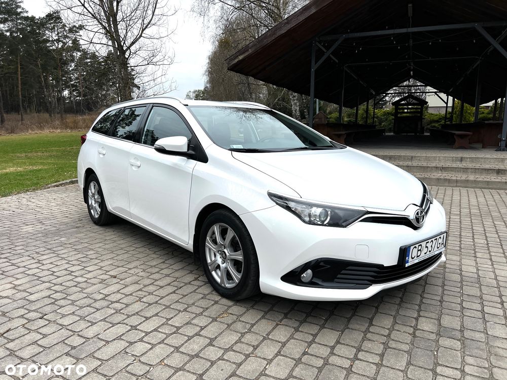 Toyota Auris 1.4 D-4D Comfort - 2