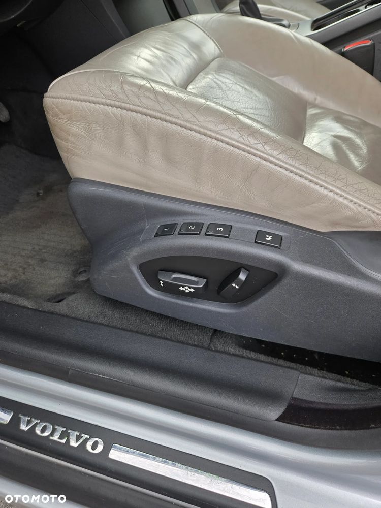 Volvo V70 2.0D Momentum - 26