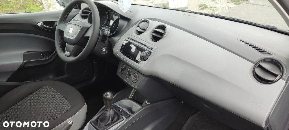 Seat Ibiza 1.4 16V i-Tech - 11