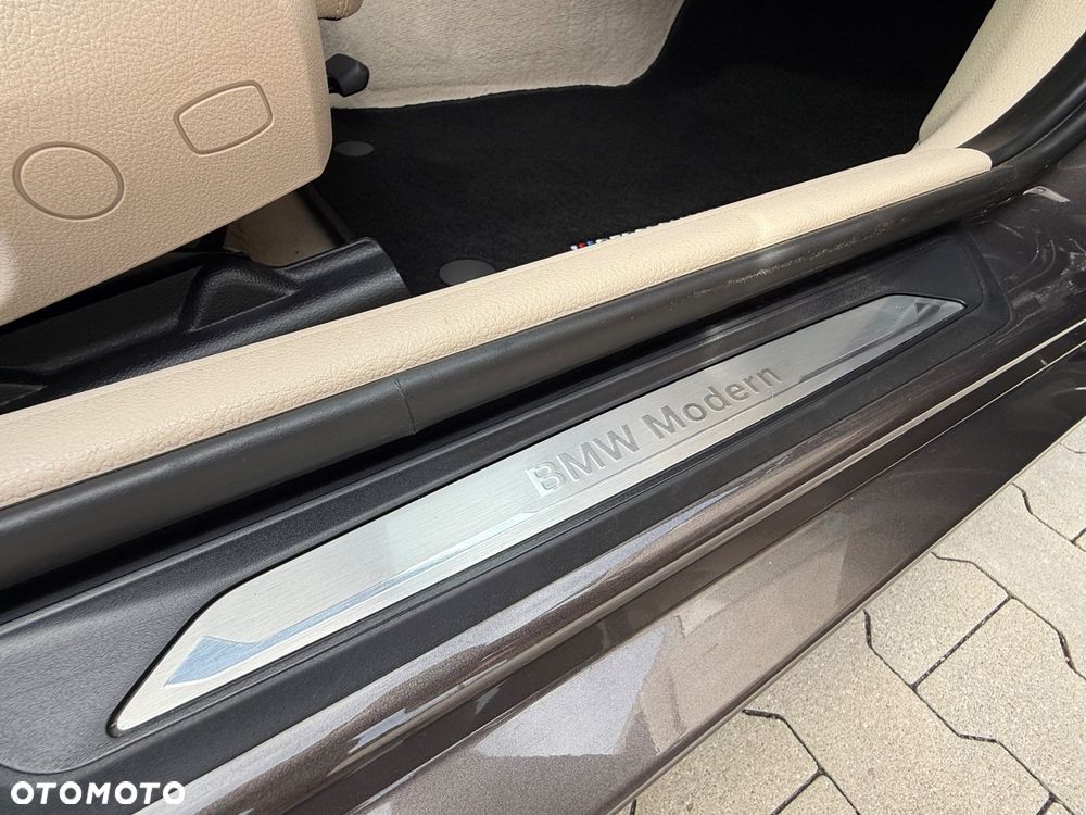 BMW Seria 3 320i Modern Line - 30