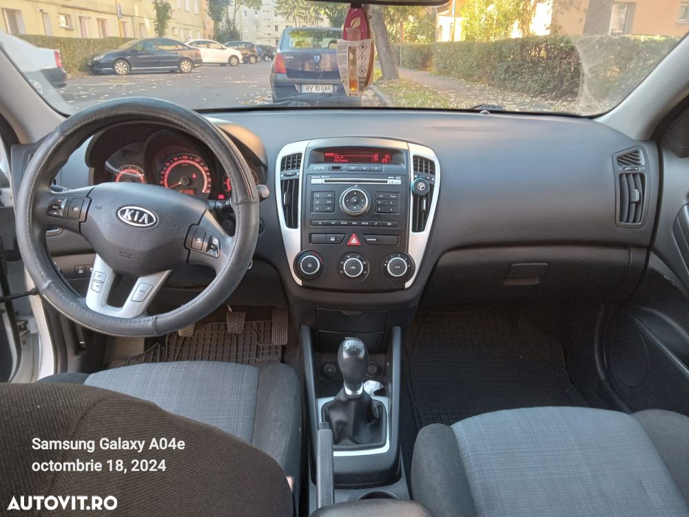 Kia Ceed Cee'd 1.4 GSL City - 10