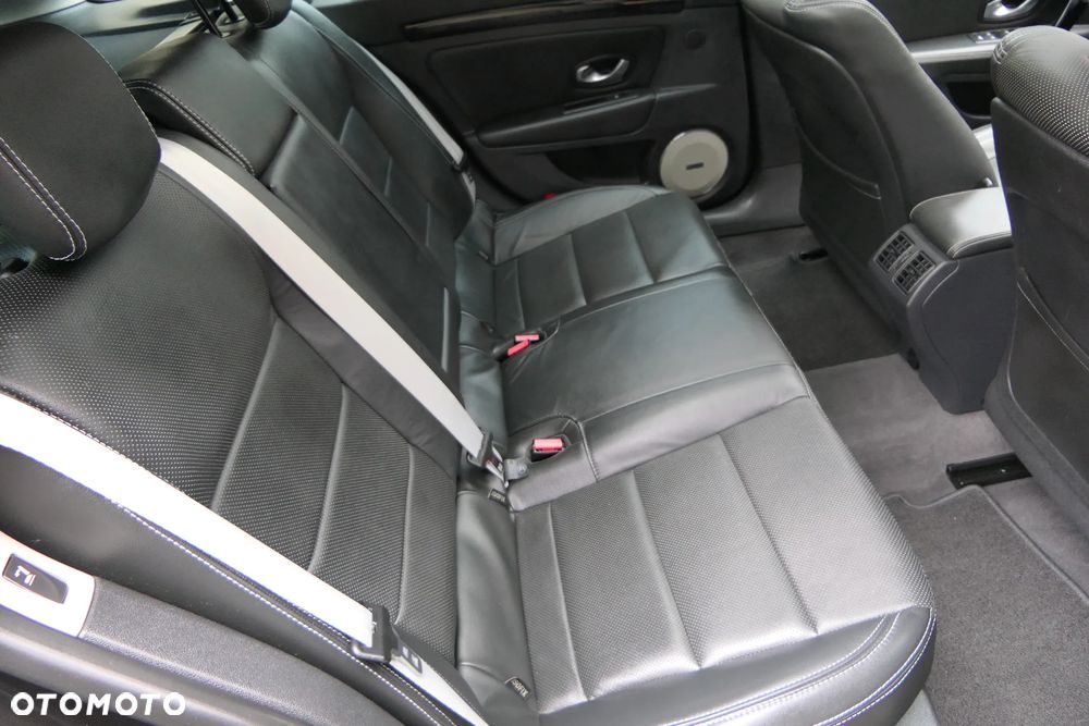 Renault Laguna dCi 150 FAP Bose - 23