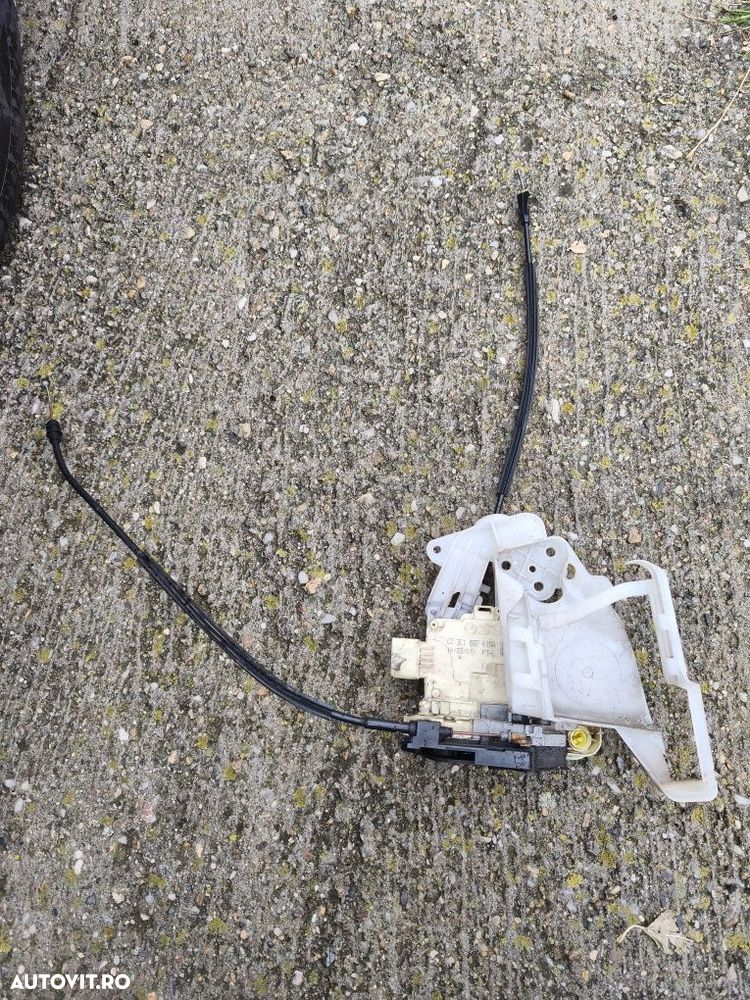 Broască cu cabluri ușă stânga față Volkswagen Passat B6 3C1837015A - 3