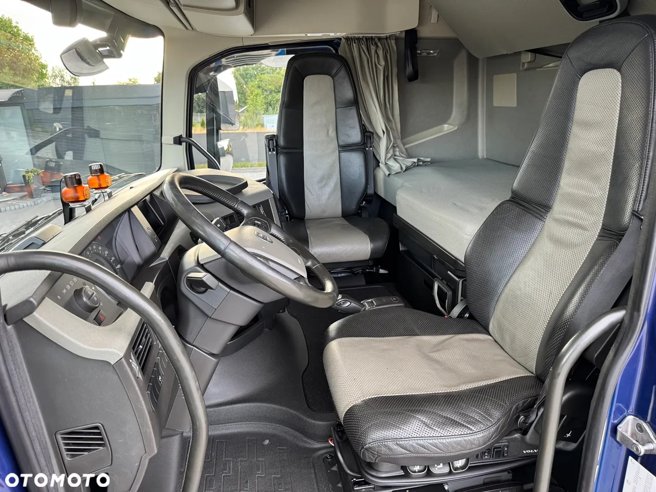 Volvo FH 500 /ACC /  KLIMA POSTOJOWA / XENON / NAVIGACJA /WENTYLOWANE SKÓRY - 24