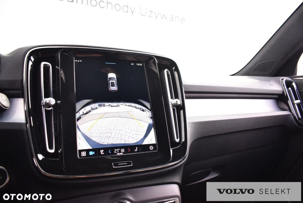 Volvo XC 40 - 24