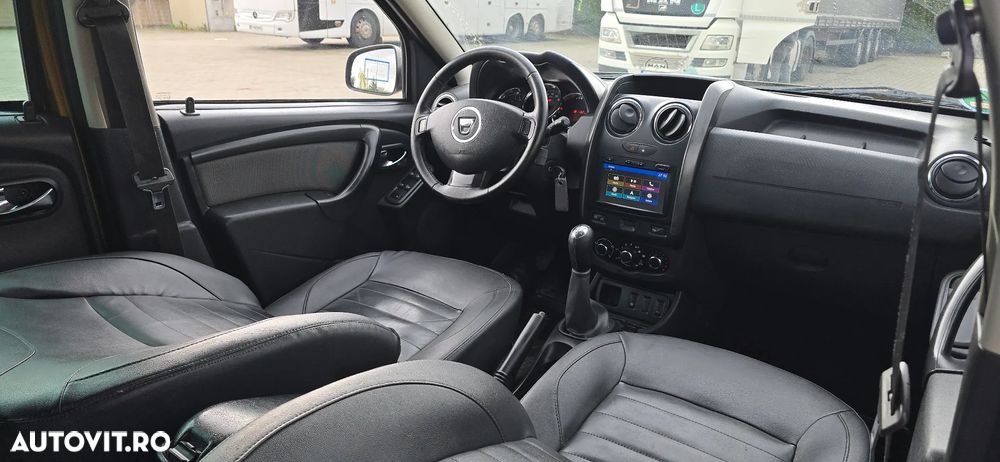 Dacia Duster SCe 115 4x2 Prestige - 12