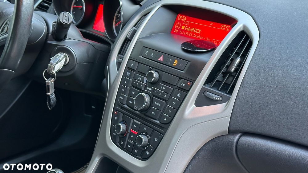 Opel Astra 1.4 Turbo Design Edition - 32