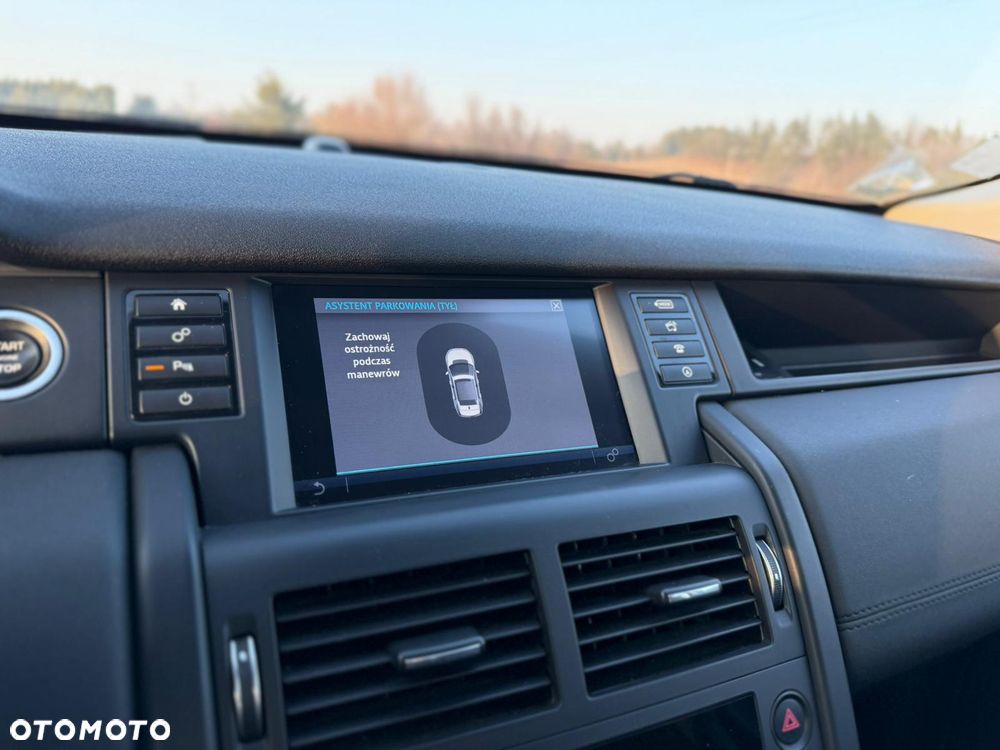 Land Rover Discovery Sport - 16