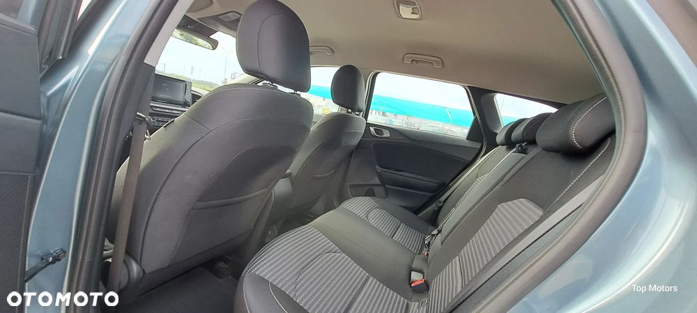 Kia Ceed 1.5 T-GDI M - 25