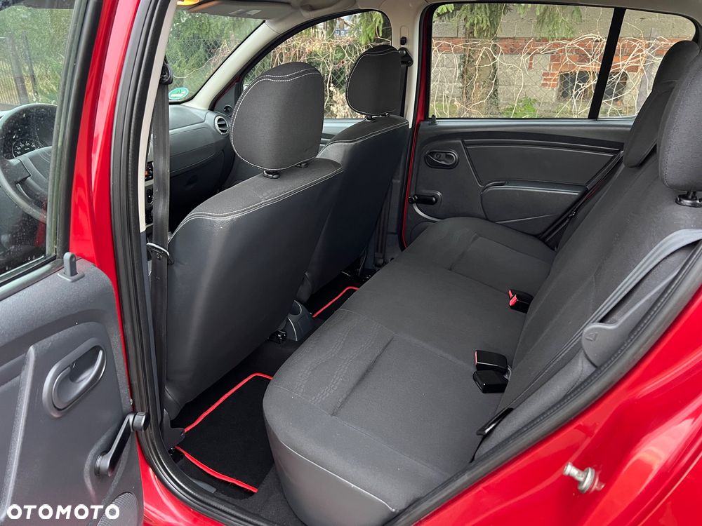 Dacia Sandero Stepway2 1.6 - 17