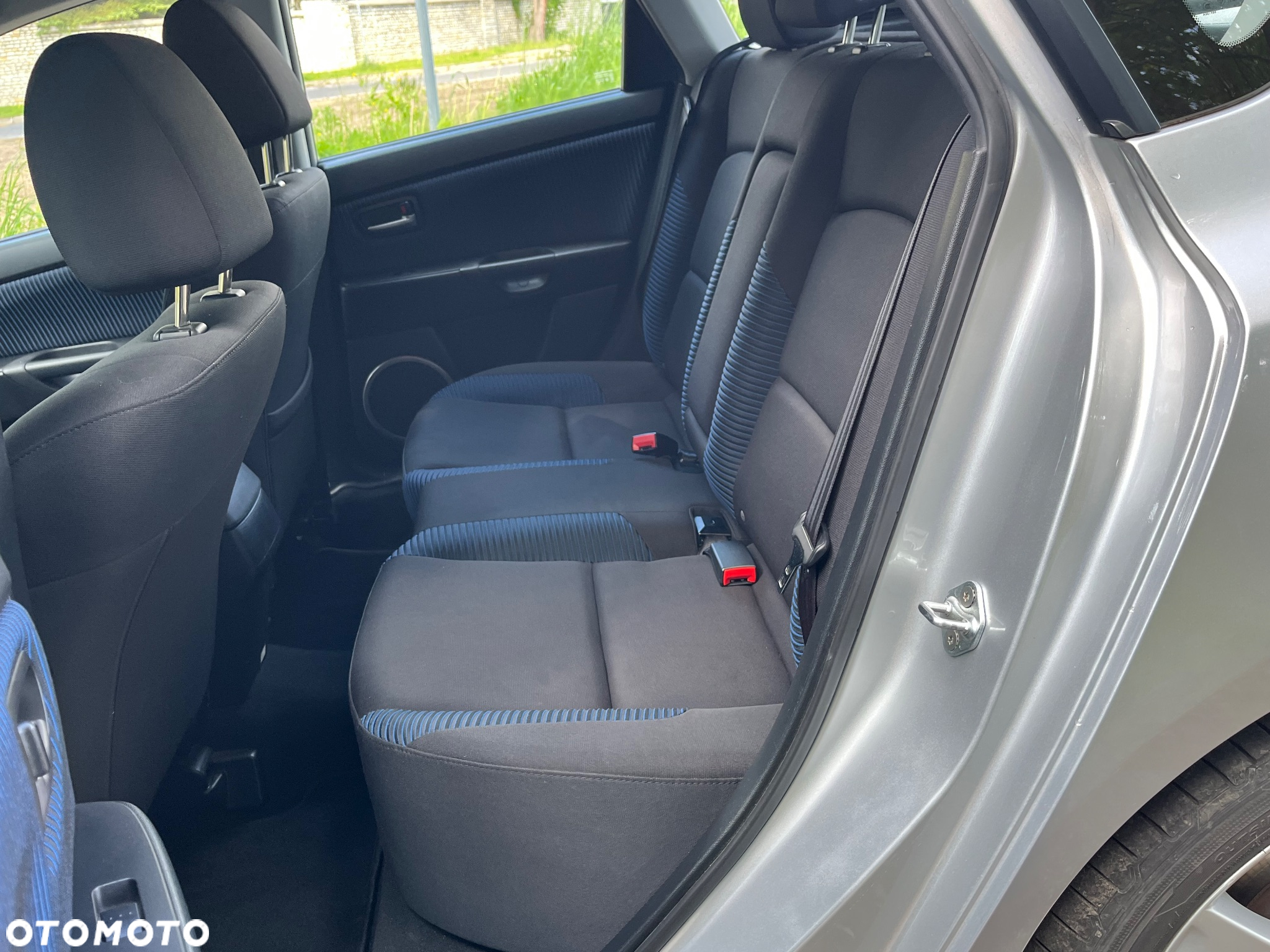 Mazda 3 2.0 Active + - 9