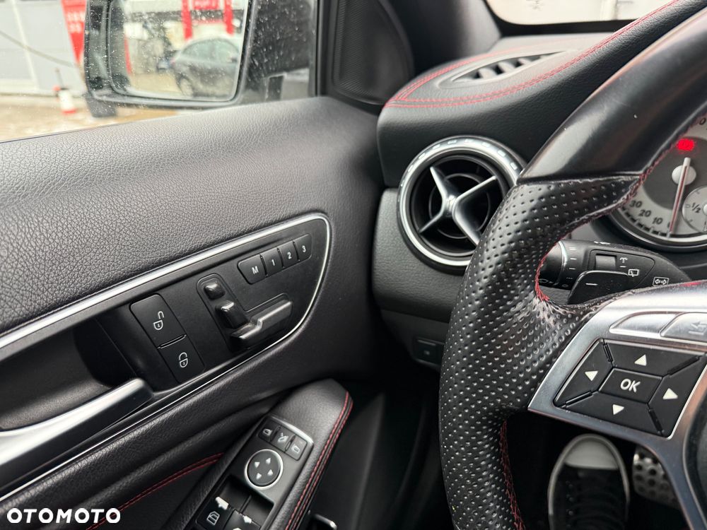 Mercedes-Benz GLA 220 CDI 4-Matic - 14