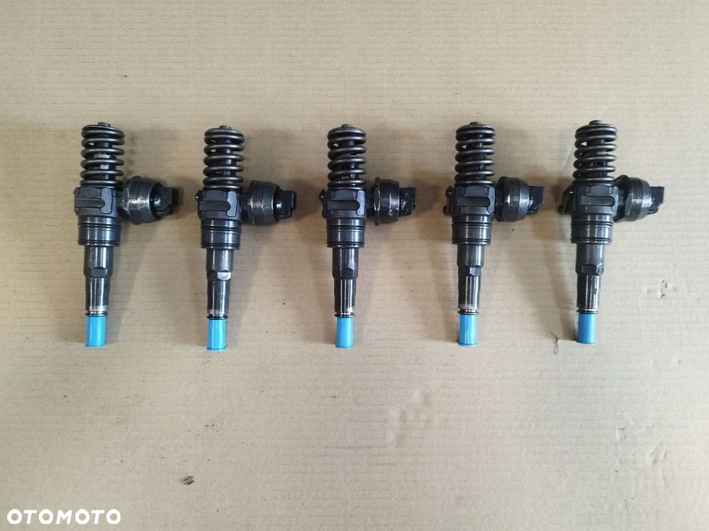 POMPOWTRYSK POMPOWTRYSKI WTRYSKI WTRYSKI VW T5 TOUAREG 2.5 07Z130073F - 1