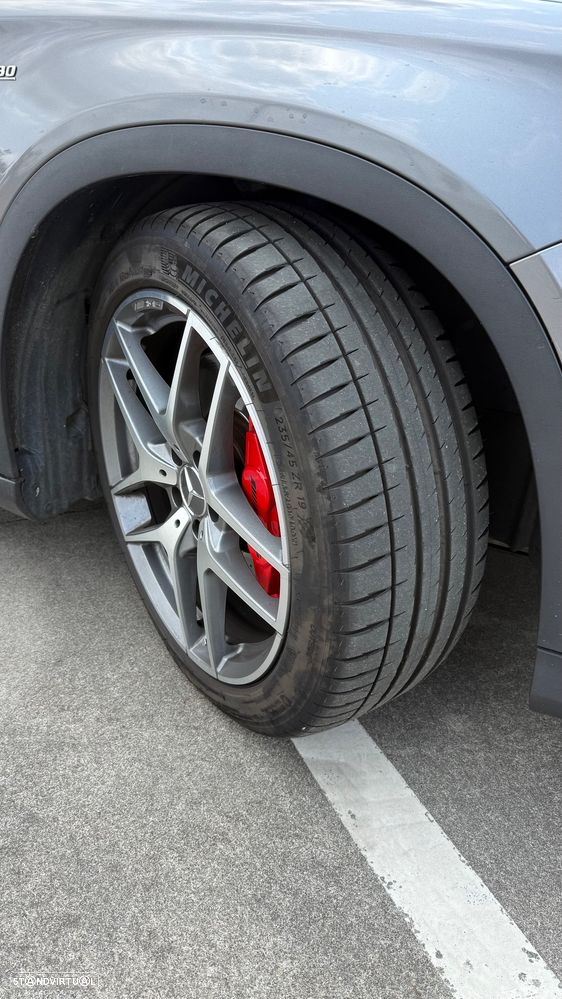 Mercedes-Benz GLA 45 AMG 4-Matic - 3