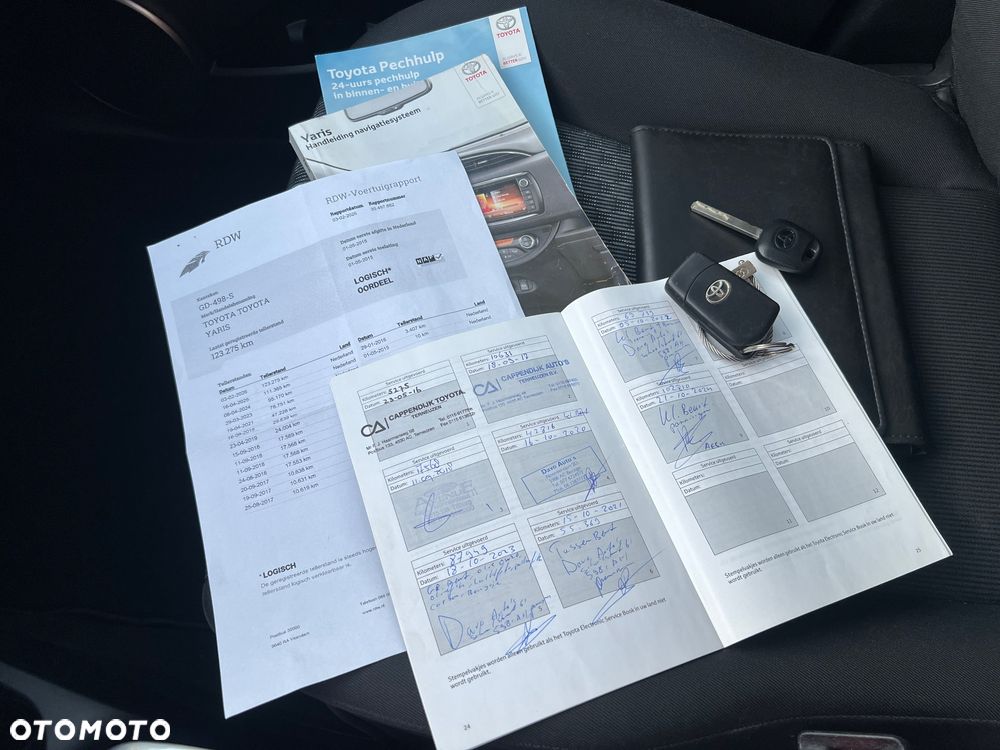 Toyota Yaris 1.33 Premium - 25