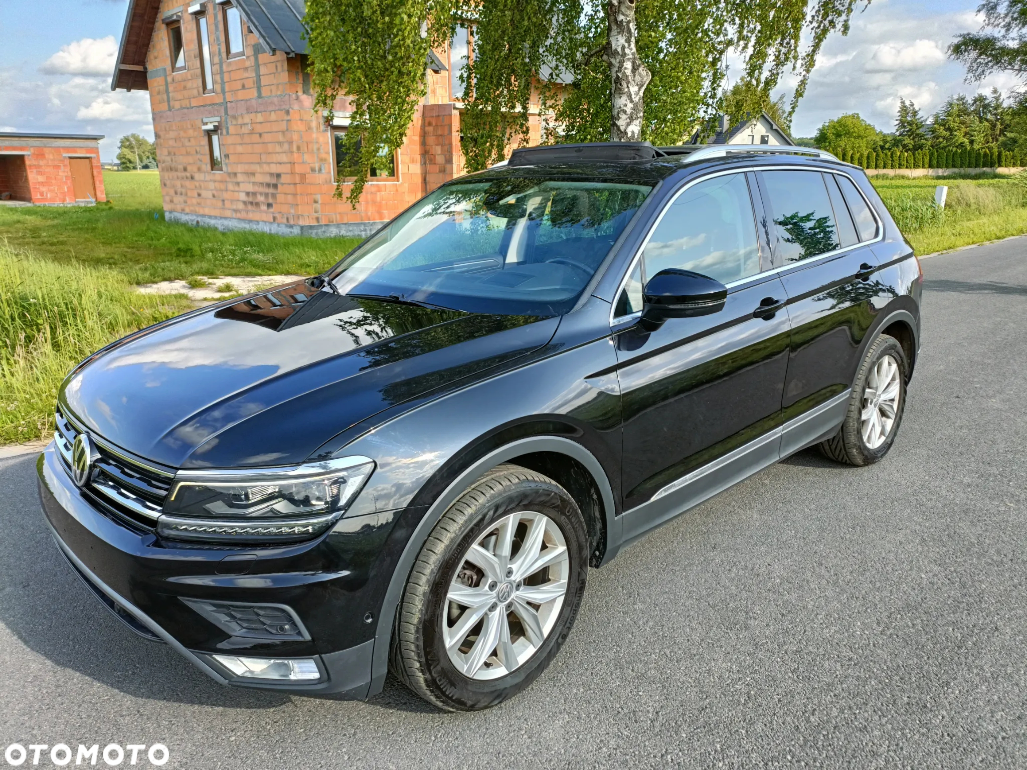Volkswagen Tiguan - 9