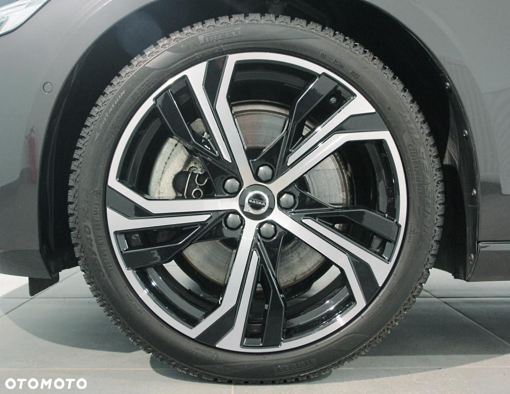 Volvo S60 B5 B AWD Ultimate Dark - 8