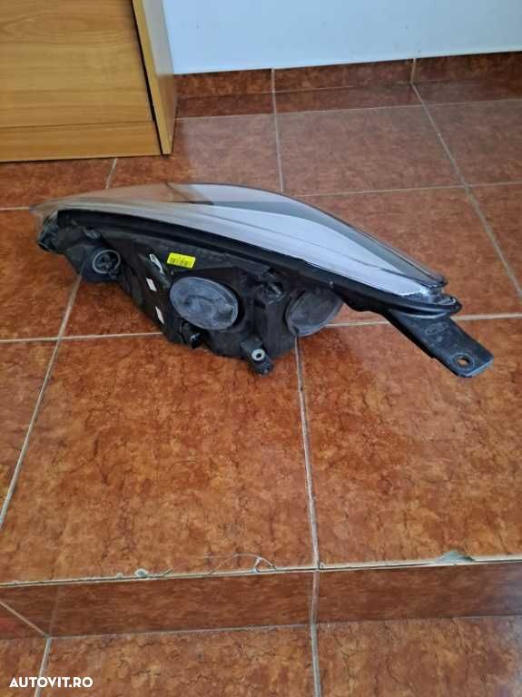 Far stanga dreapta originale Ford Fiesta an 2017-2023 Europa - 4