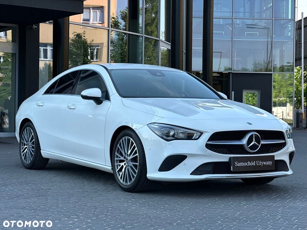 Mercedes-Benz CLA 200 Progressive 7G-DCT - 6