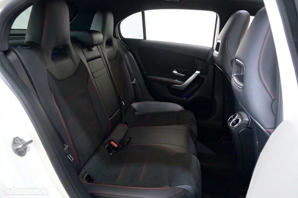 Mercedes-Benz A 180 d 7G-DCT AMG Line - 18