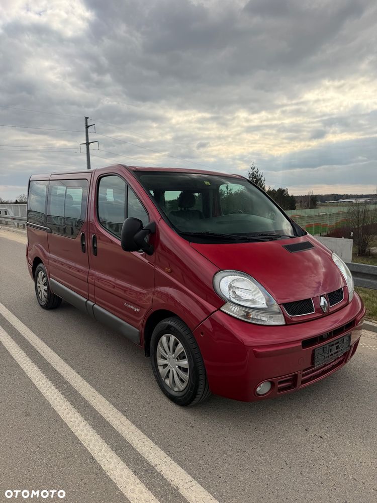 Renault Trafic L1H1 Passenger Lux - 2