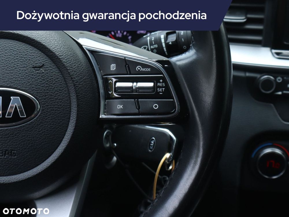 Kia Ceed - 21