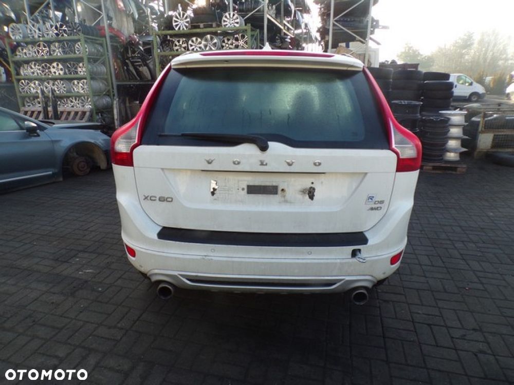 Części- Volvo V60 1 I 2.4 D5 205 KM AWD 10R - 2