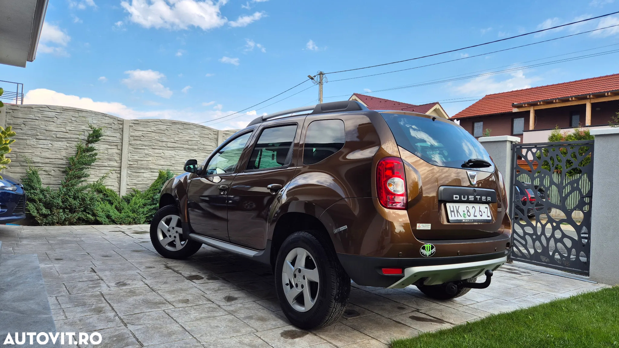 Dacia Duster 1.6 4x2 Laureate - 4