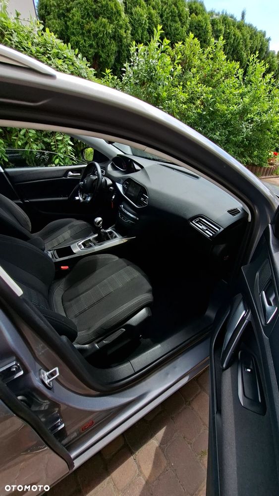 Peugeot 308 BlueHDi 120 Stop & Start Allure - 19