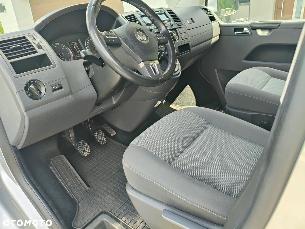 Volkswagen Caravelle L1 Comfortline - 24