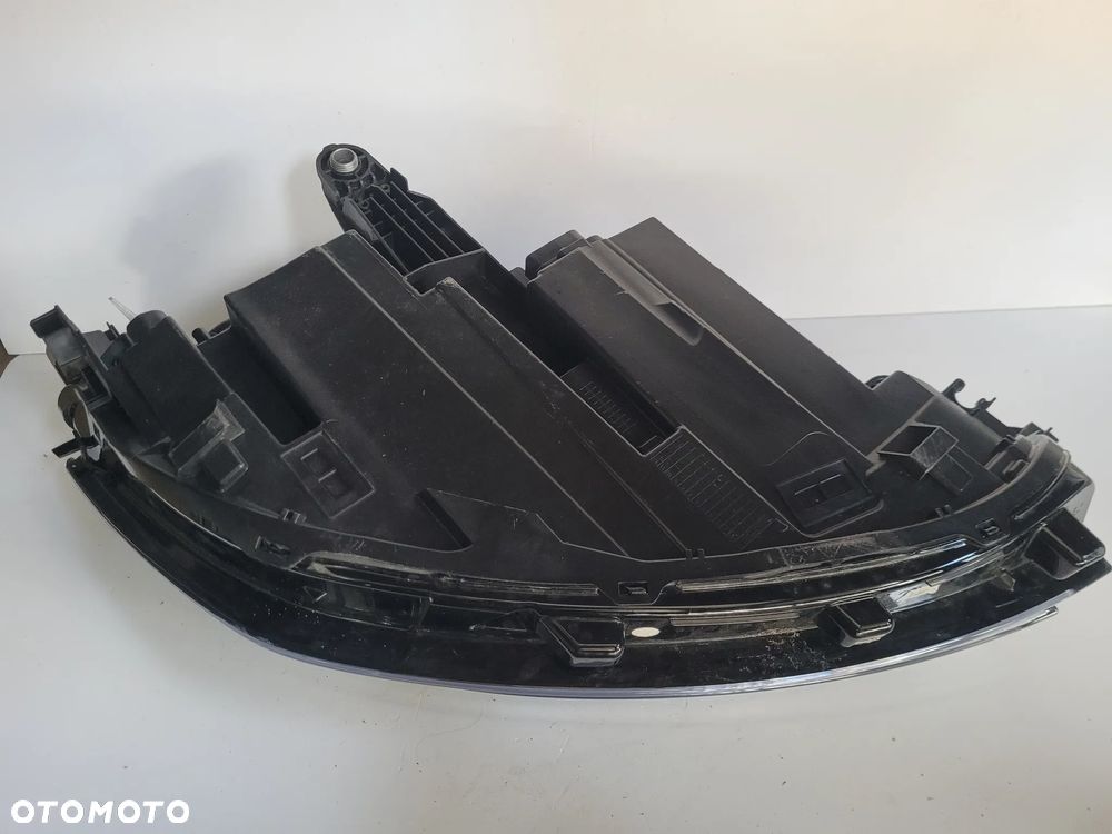 Vw Passat b9 lampa przód lewa full led - 12
