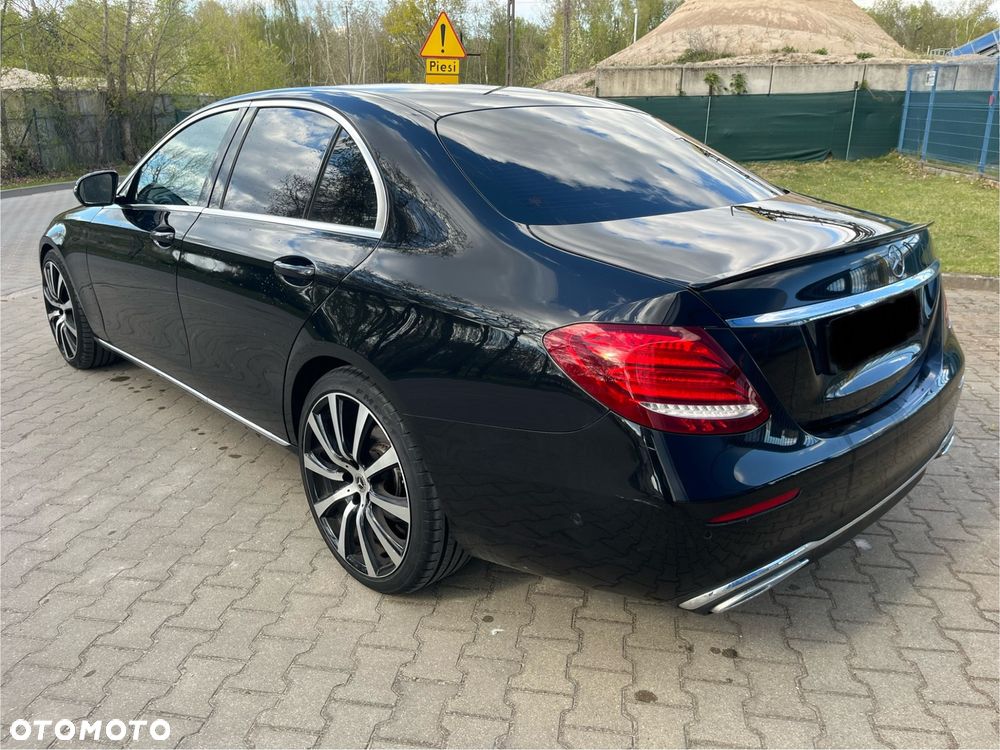 Mercedes-Benz Klasa E 220 d 9G-TRONIC Avantgarde - 6