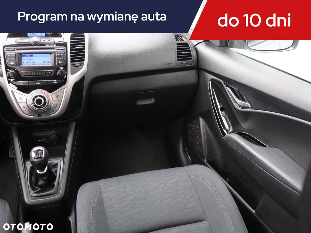 Hyundai ix20 - 10