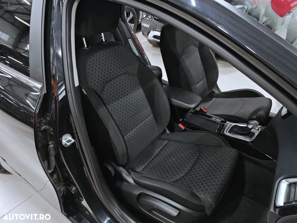 Kia Ceed 1.6 GDI 6DCT PHEV Vision - 11