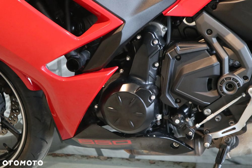 Kawasaki Ninja - 7