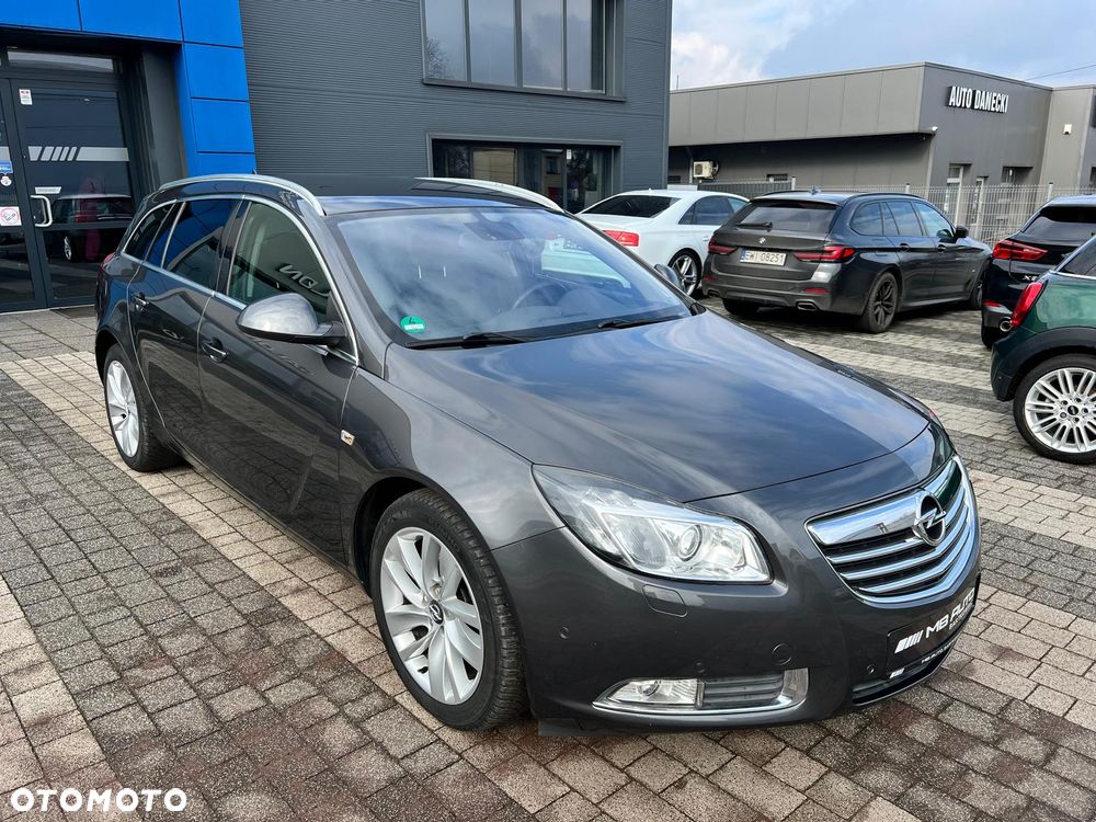 Opel Insignia - 1