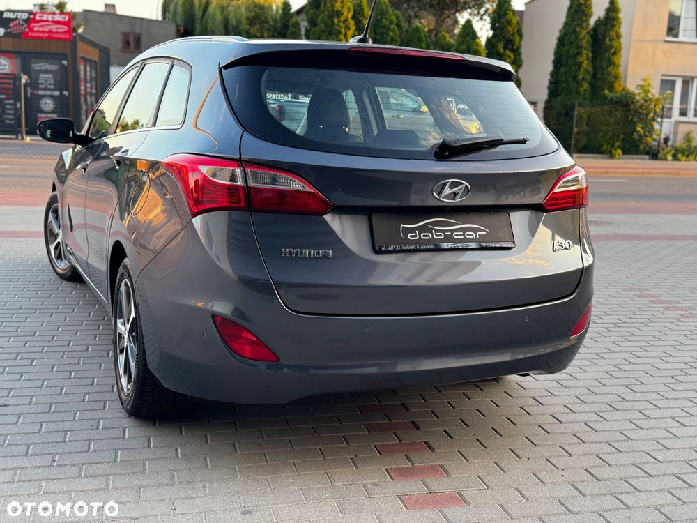 Hyundai i30 1.4 Passion Plus - 22