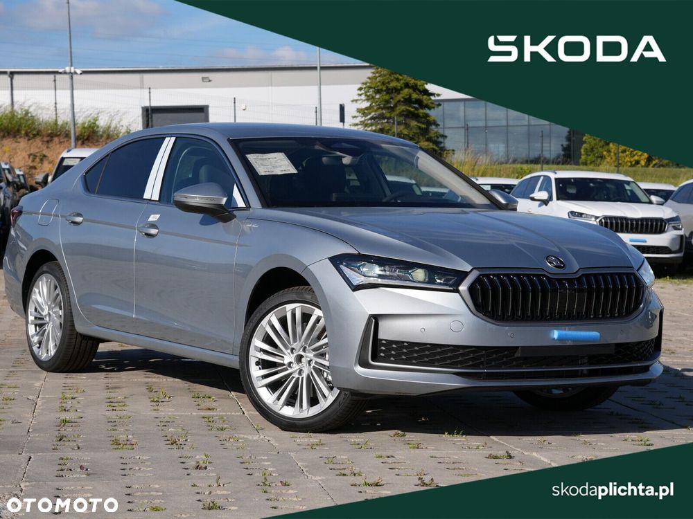 Skoda Superb 2.0 TDI SCR 4x4 L&K DSG - 2