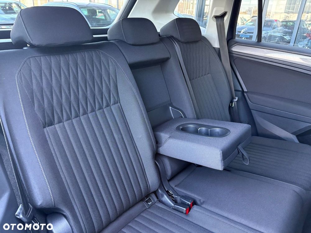 Volkswagen Tiguan Allspace - 16