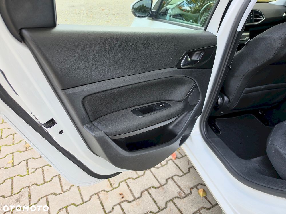 Peugeot 308 PureTech 130 Stop & Start Access - 13