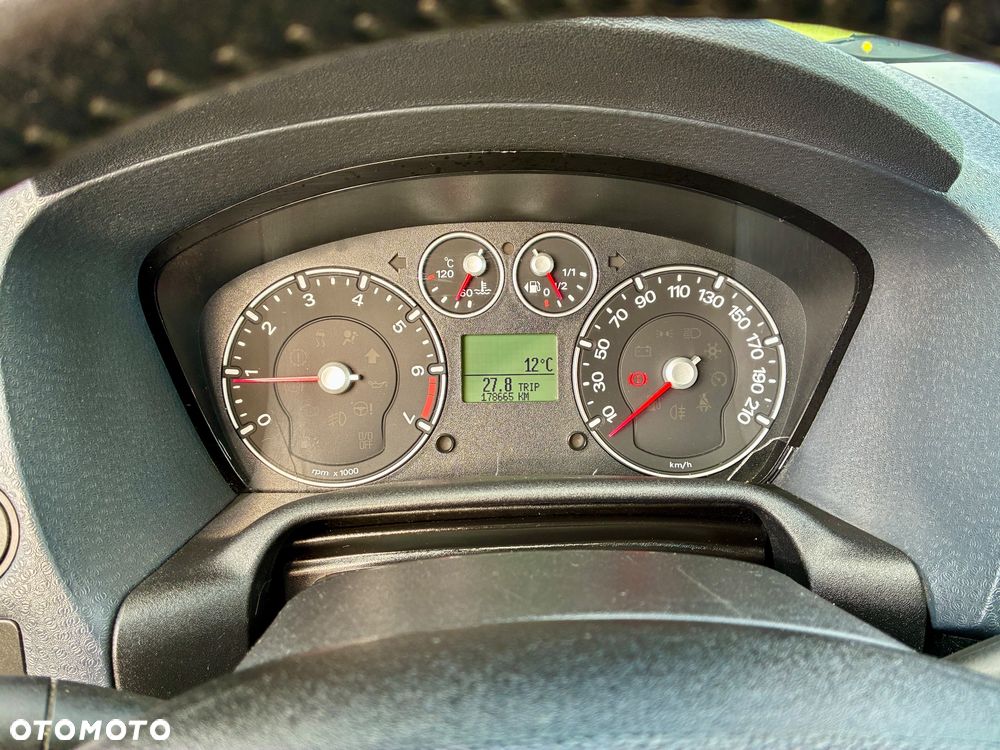 Ford Fusion 1.6 + - 28