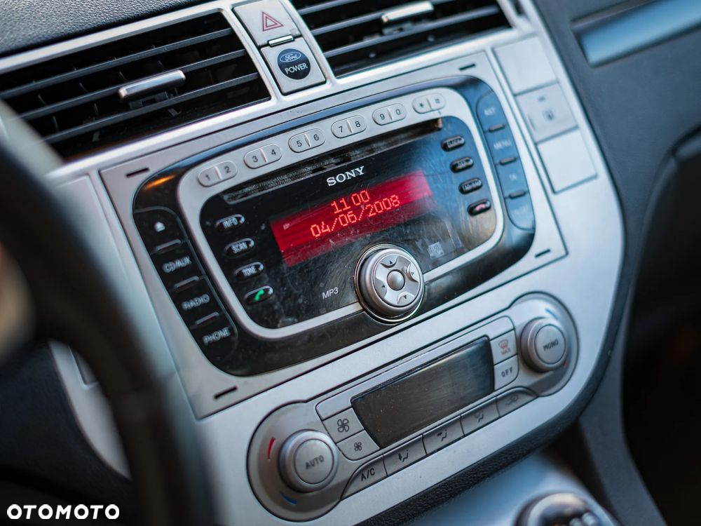 Ford Kuga - 21