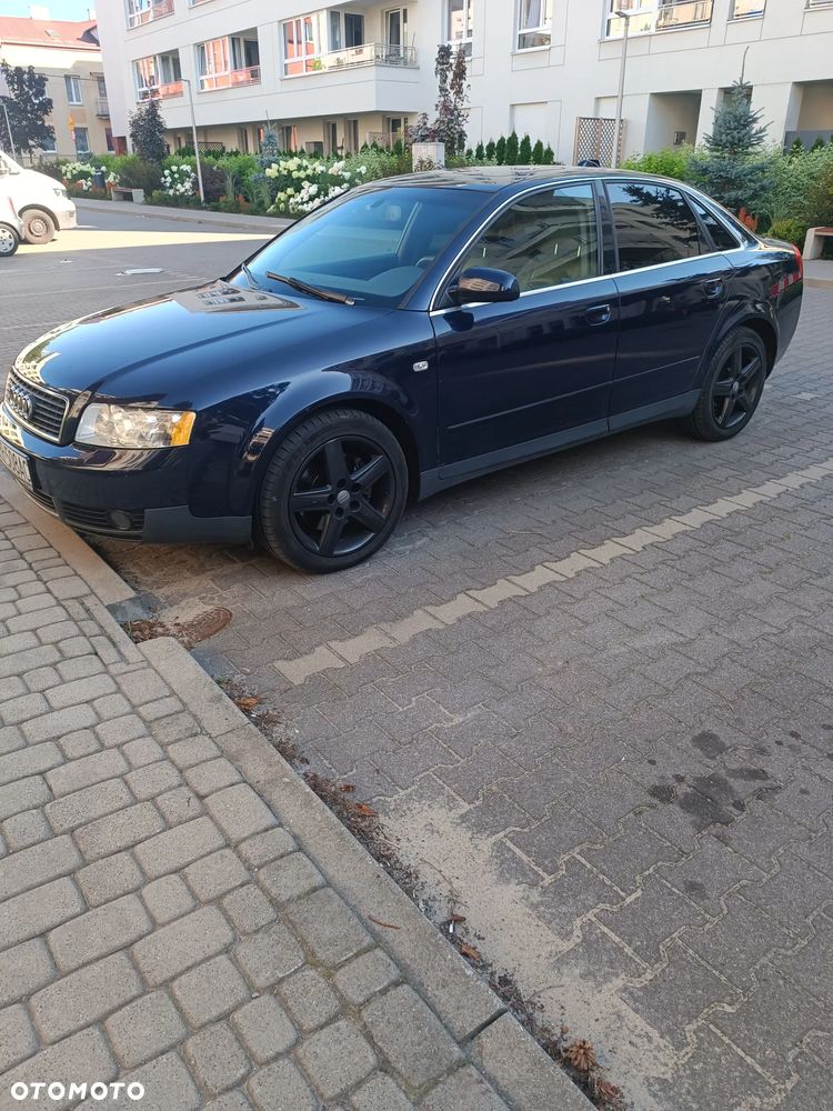 Audi A4 Limousine 3 - 4