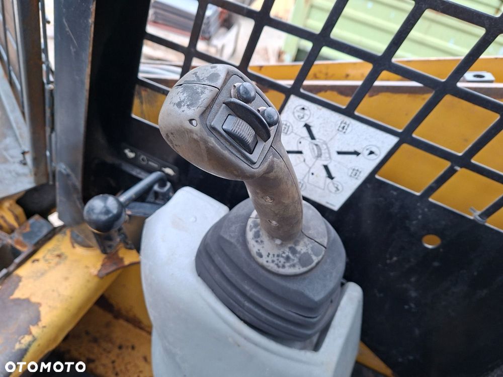 Caterpillar 257 B3 - 15