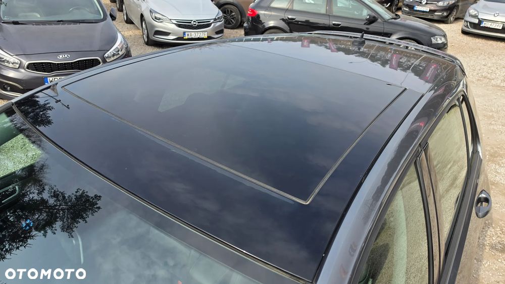 Volkswagen Golf - 34