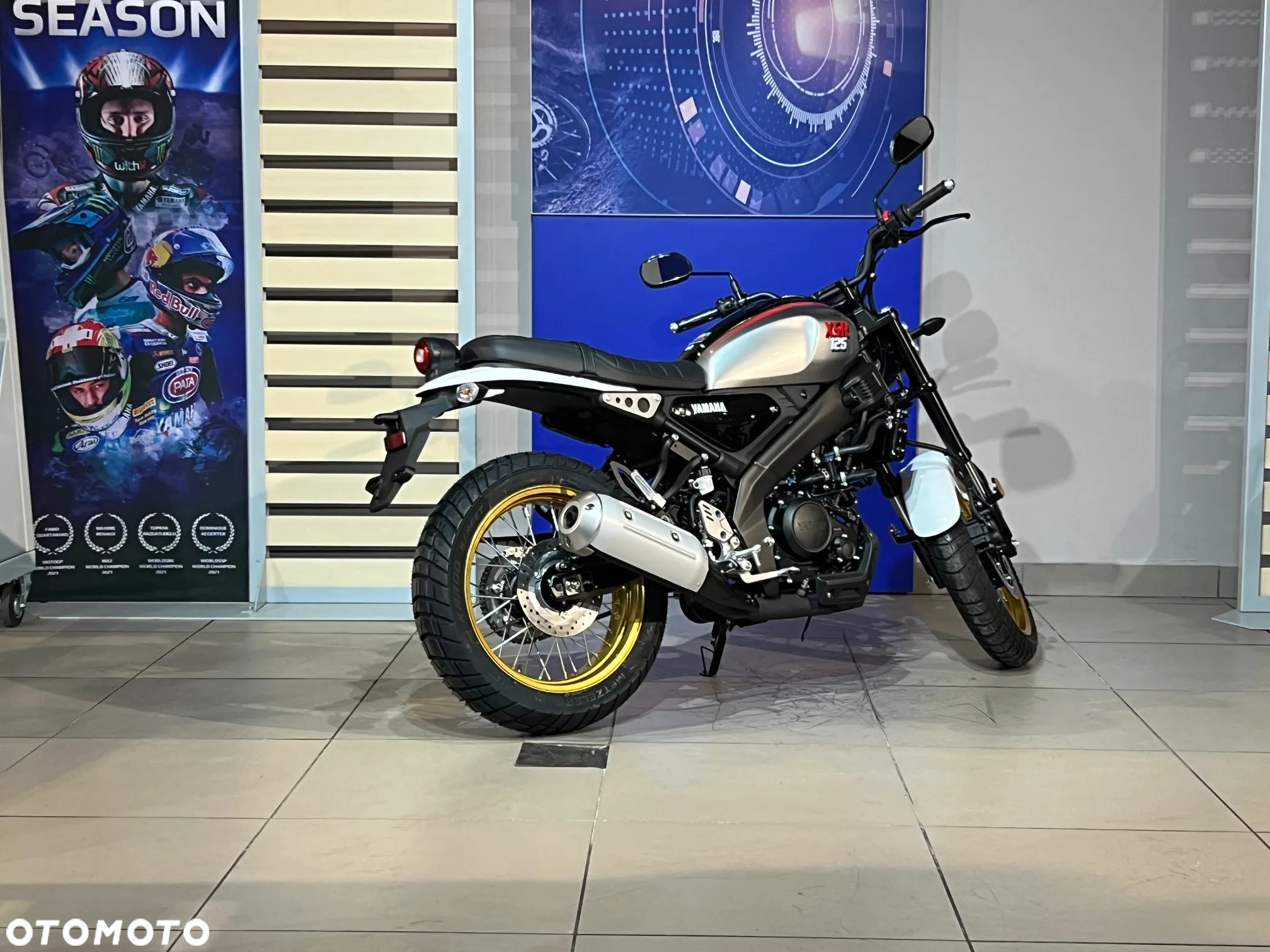 Yamaha XSR - 7