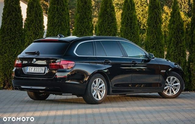 BMW Seria 5 525d - 11