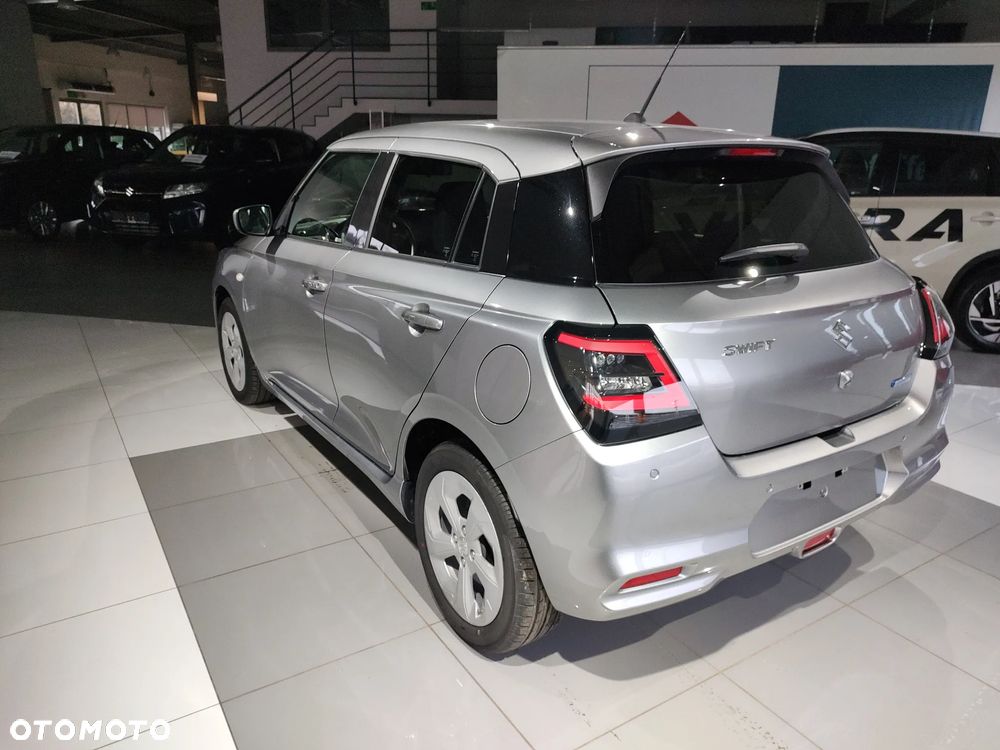 Suzuki Swift 1.2 Dualjet SHVS Premium Plus CVT - 17
