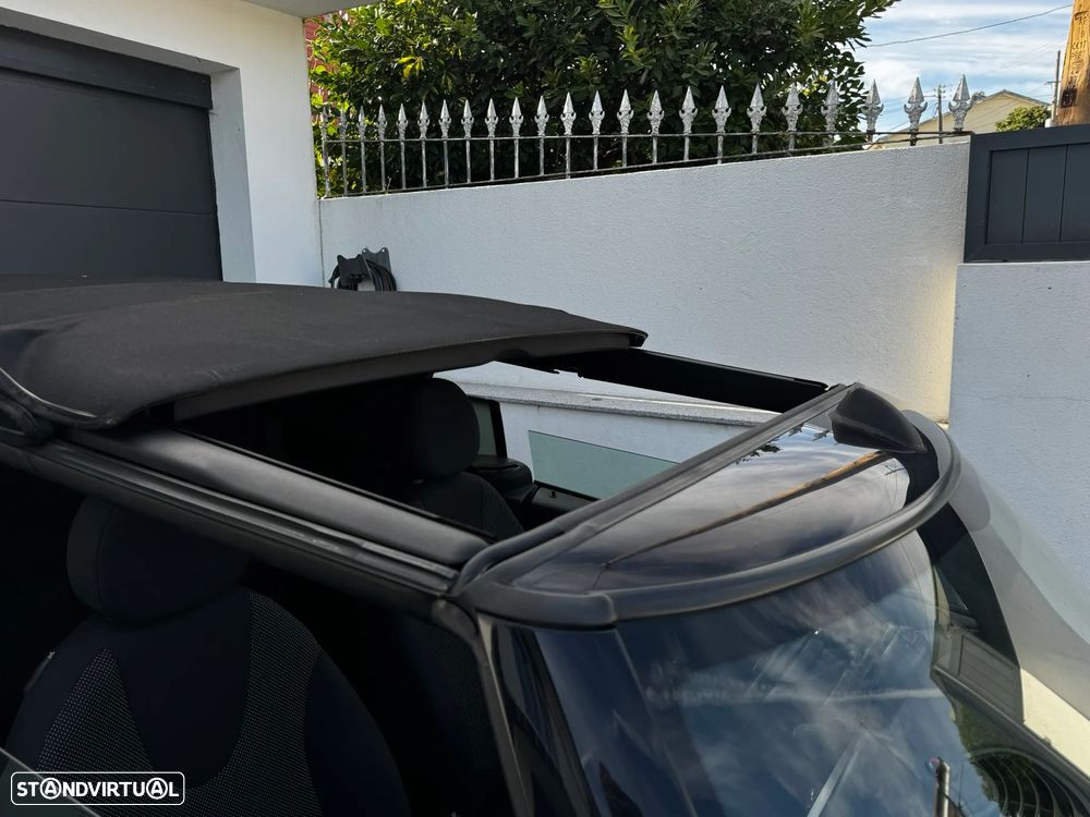 MINI Cabrio One - 11