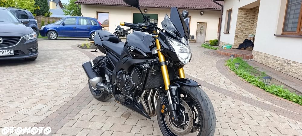 Yamaha FZ8 - 4
